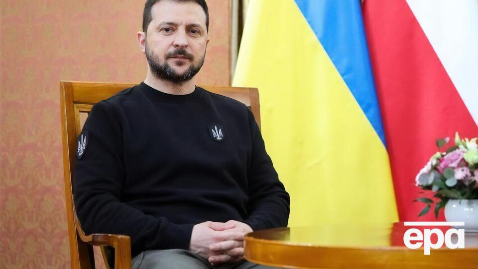 За словами Зеленського, окупанти лише створюють видимість того, що у Криму в них усе під контролем