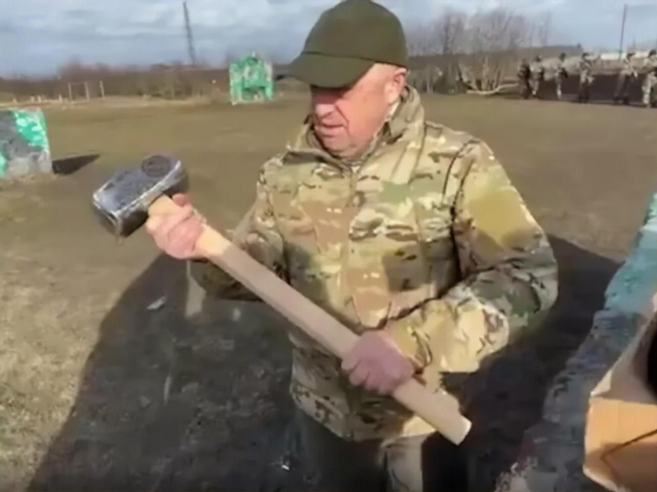 Первые признаки гражданской войны в России очевидны. Драйвером стал Пригожин: он уже открыто взбунтовался против военного руководства