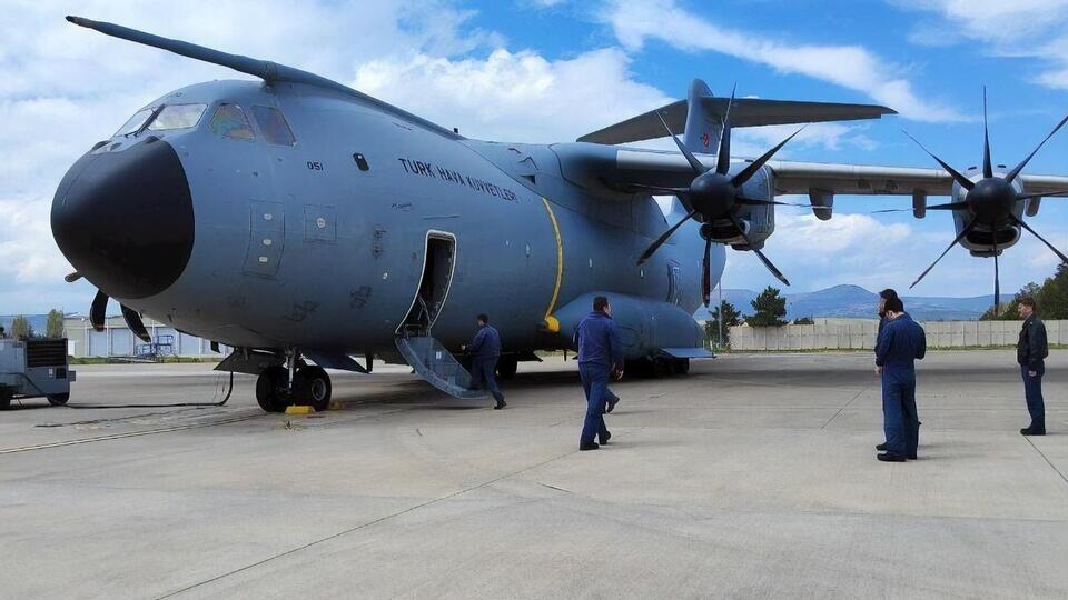 Турция направила несколько самолетов для эвакуации своих граждан из Судана