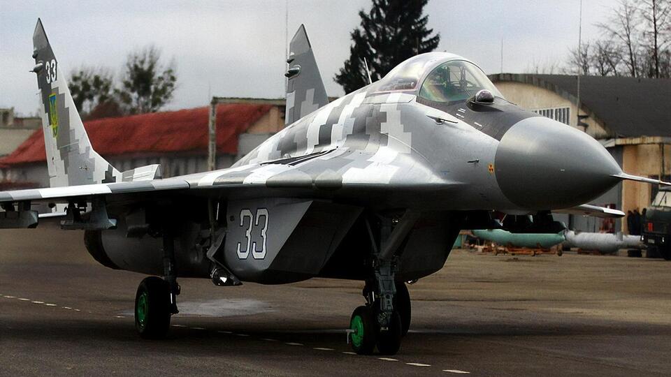 За даними канцелярії президента Польщі, перші польські МіГ-29 уже прибули в Україну