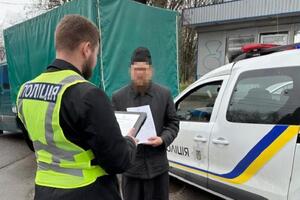 30 марта представитель духовенства Киево-Печерской Лавры повредил технику съемочной группы СМИ, отметили в полиции