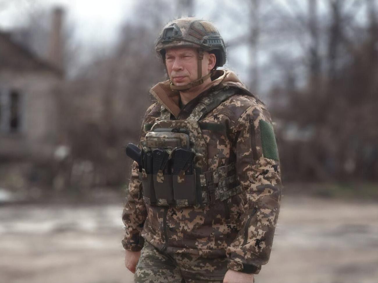 Сырский постоянно встречается с защитниками Бахмута, которые разрушили миф о непобедимости россиян