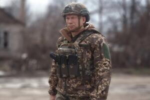 Сырский постоянно встречается с защитниками Бахмута, которые разрушили миф о непобедимости россиян