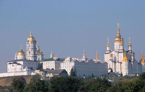 В Почаевской лавре богослужения проводит УПЦ МП