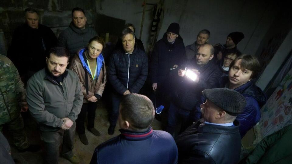 Зеленський подякував за стійкість жителям Ягідного, яке було в окупації