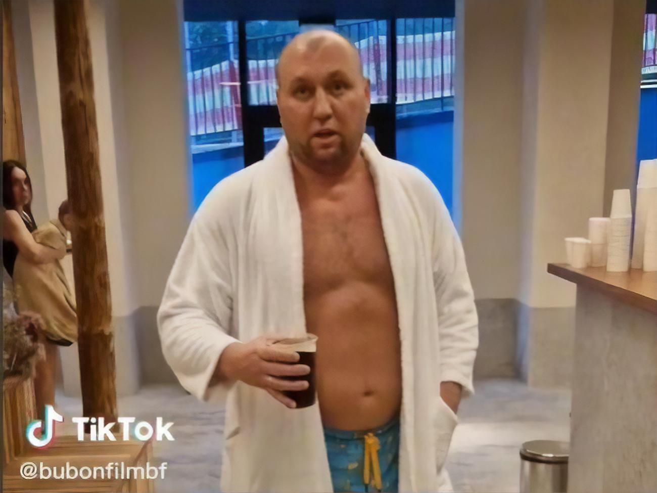 Відпочивальник назвав військового "провокатором" і сказав їхати назад у Бахмут