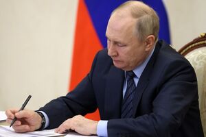 В Венгрии снова прокомментировали ордер МУС в отношении Путина