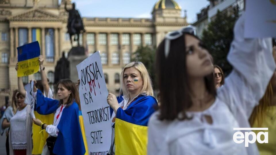 Через вторгнення РФ за кордон виїхало понад 8 млн українців, зазначили в ООН