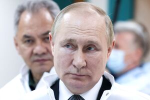 Путин не подпускает к себе сотрудников без карантина