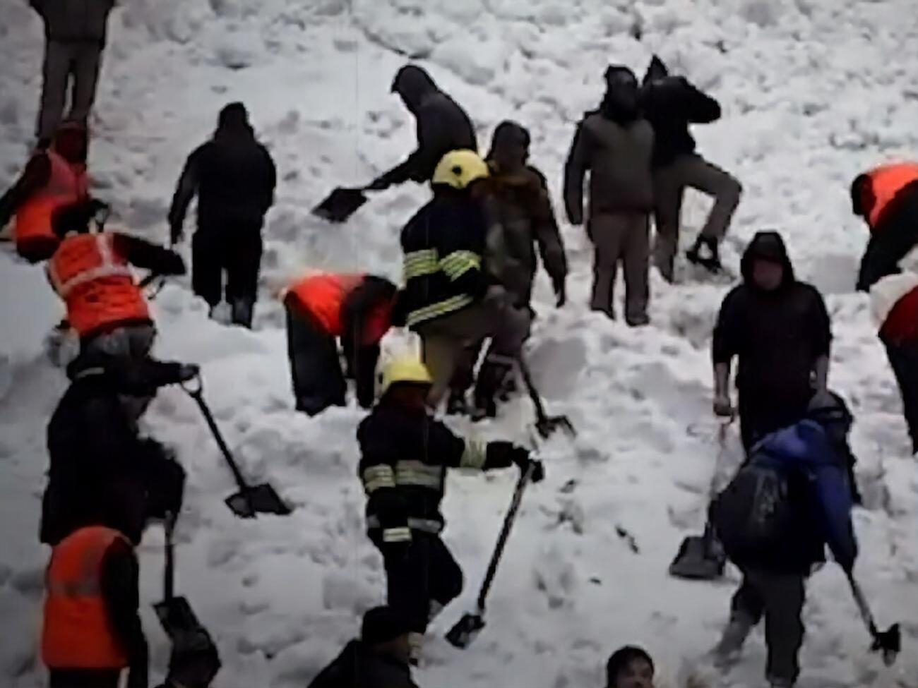 До рятувальної операції залучали військових