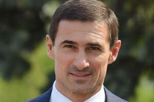 По данным СМИ, арестованные фирмы принадлежат бывшему нардепу от "Народного фронта" Котвицкому