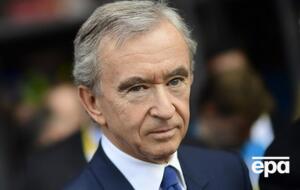 В Forbes подчеркнули, что это первый случай, когда список возглавил гражданин Франции