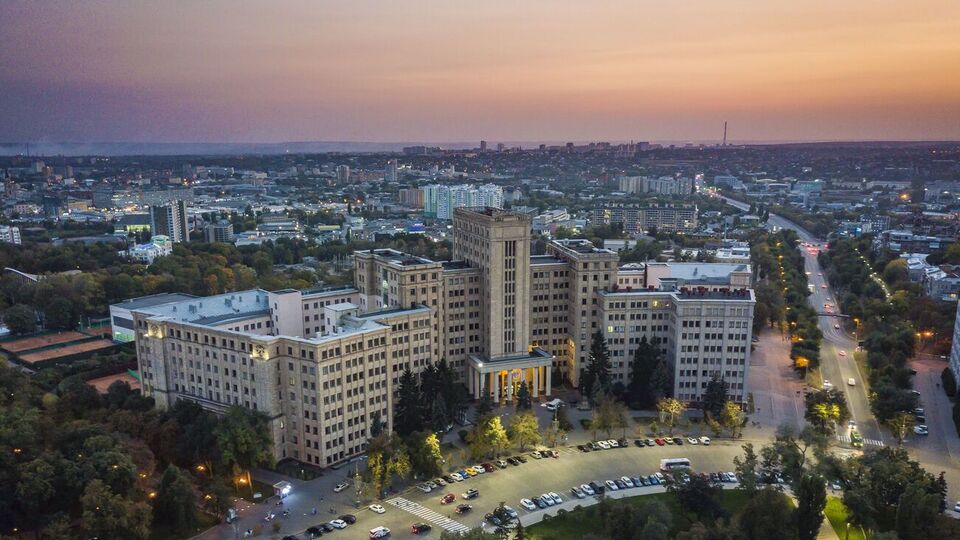 Из-за российских обстрелов систему отопления в Харькове приходилось перезапускать "с нуля" восемь раз, отметил Терехов