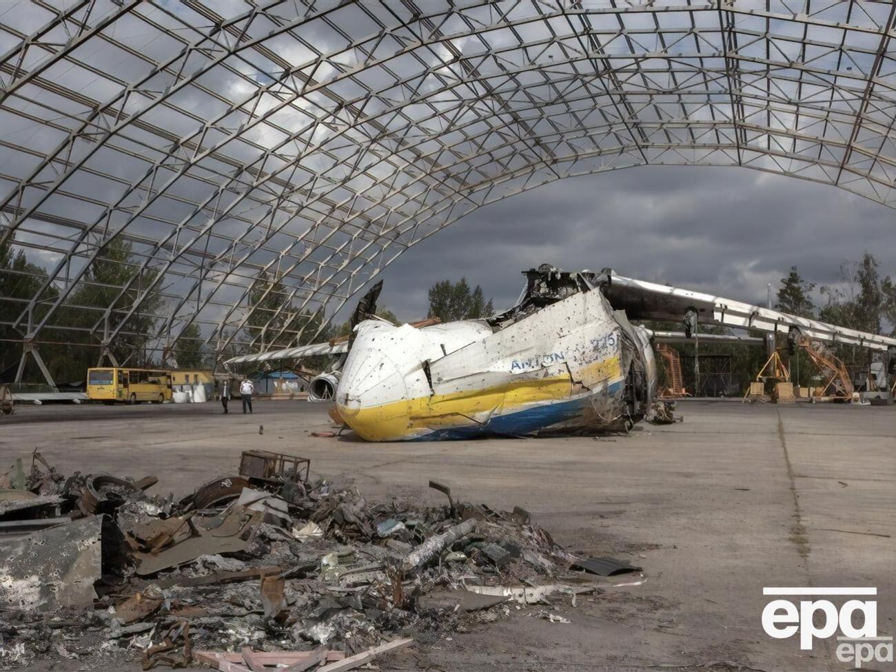 Правоохранители считают, что уничтожение "Мрії" могло быть следствием служебной халатности