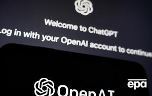 ChatGPT может имитировать диалог и отвечать на вопросы