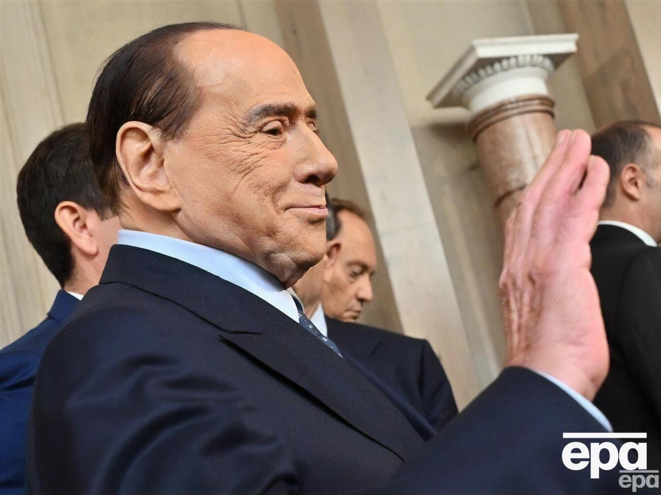 Берлускони находится в отделении интенсивной терапии из-за сердечно-сосудистых проблем