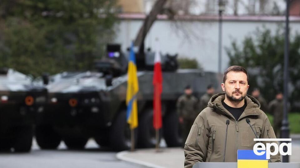 Зеленський подивився, яку техніку Польща передасть Україні