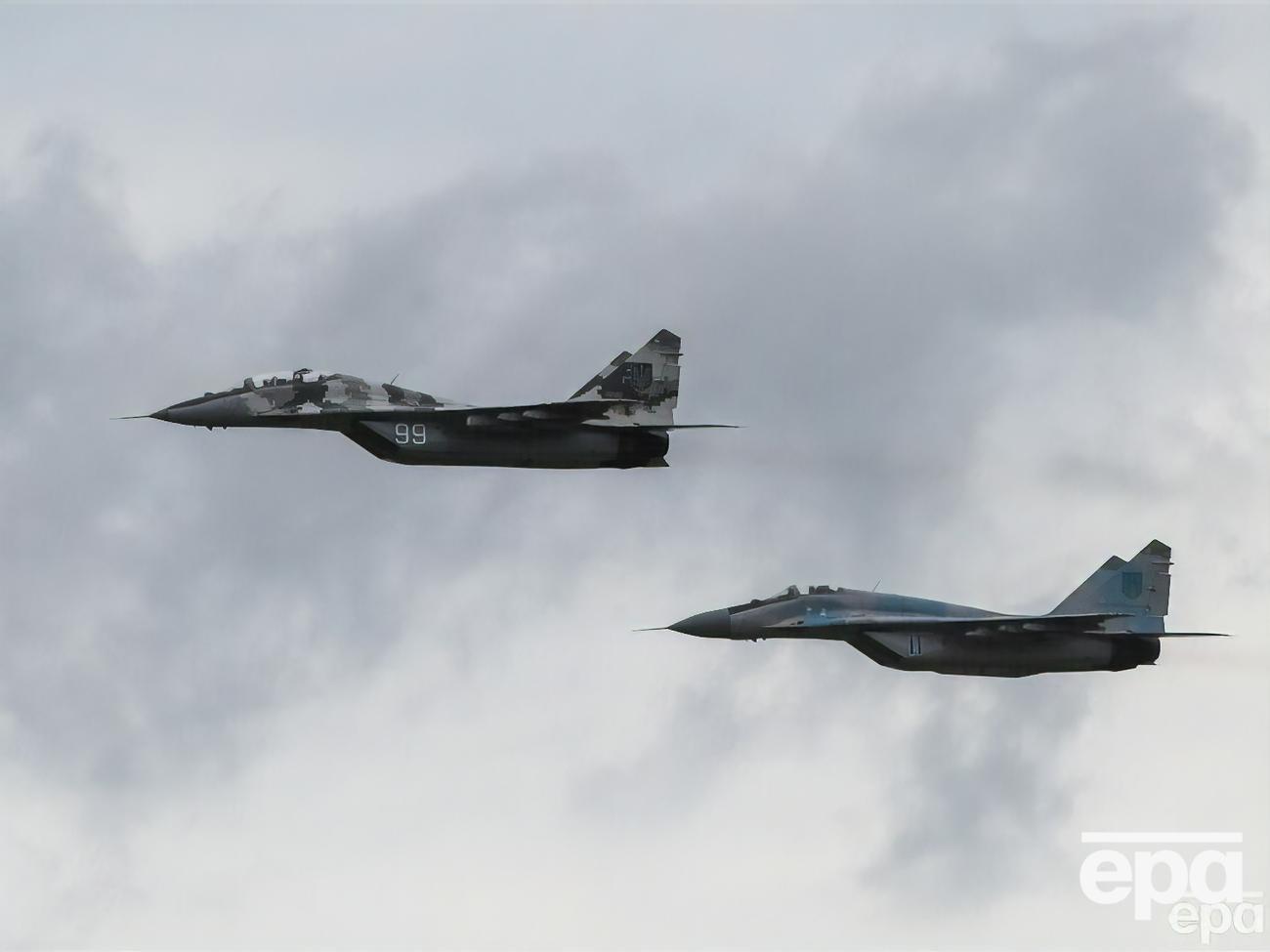 Украинская авиация продолжила наносить удары по российским оккупантам