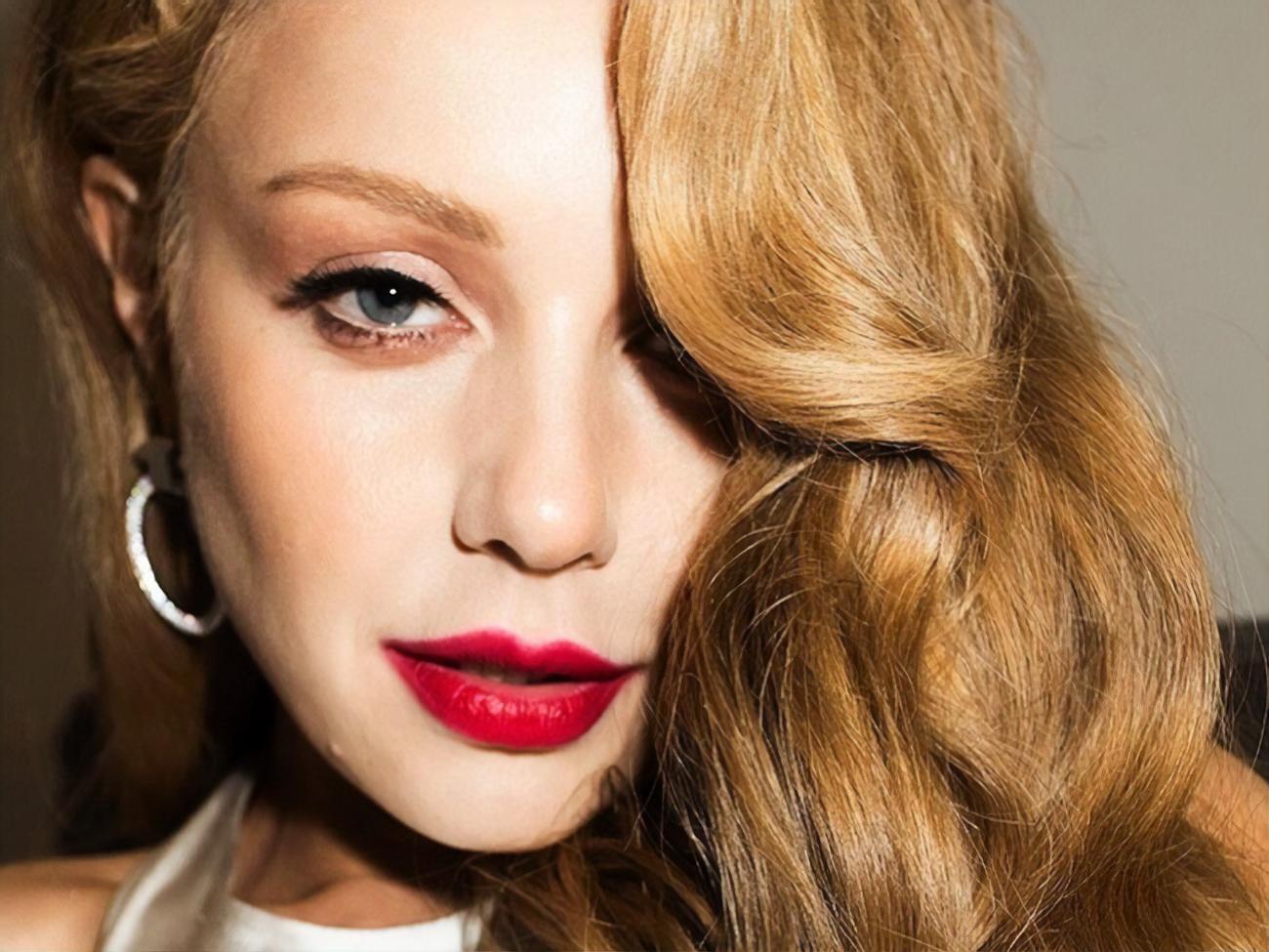 В январе Тине Кароль исполнилось 38 лет