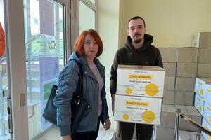 Фонд Ріната Ахметова передав понад пів мільйона продуктових наборів для жителів 22 областей України