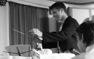 Старовицький грав на фаготі, був диригентом-постановником, брав участь у перекладі на українську опери Россіні