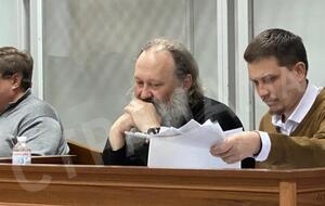 1 апреля Шевченковский райсуд Киева избрал Лебедю меру пресечения в виде круглосуточного домашнего ареста на 60 дней и обязал носить электронный браслет