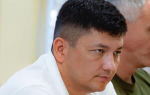 За даними Кіма, поранено двох, одна людина в тяжкому стані