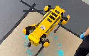 Роботов рисовать учит художница Агнешка Пилат