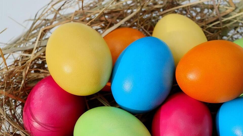Занадто яскраві барвники можуть містити шкідливі речовини