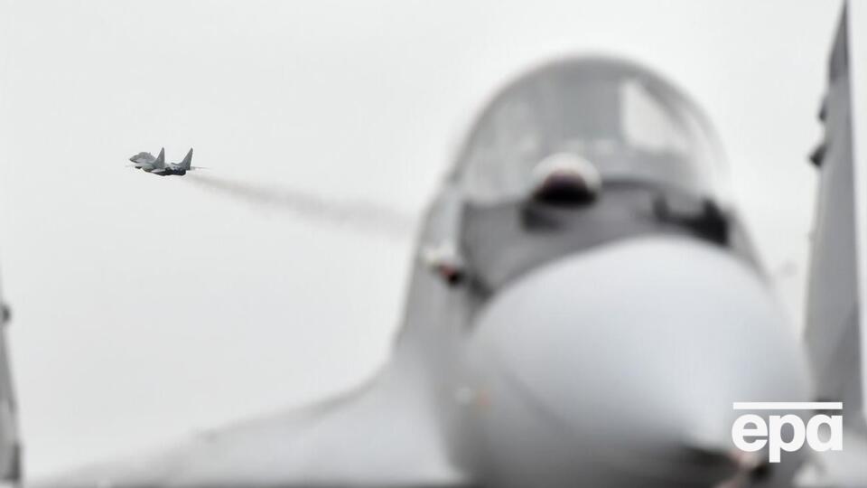 Правительство Словакии одобрило поставку Украине 13 боевых самолетов МиГ-29