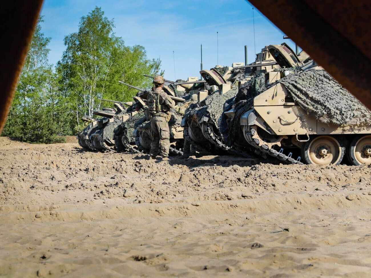 В учениях&nbsp;Defender 23 будет задействовано&nbsp;около 13 тыс. единиц оборудования, сообщила&nbsp;Сингх