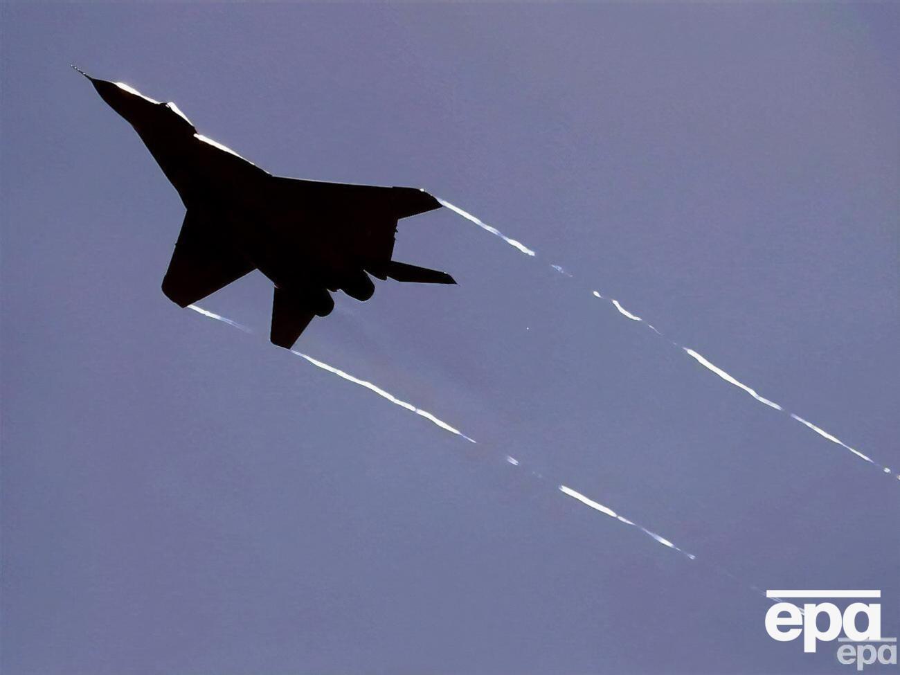 Игнат отметил, что ВСУ периодически поражают вражескую авиацию, но господства в воздухе у Украины пока нет