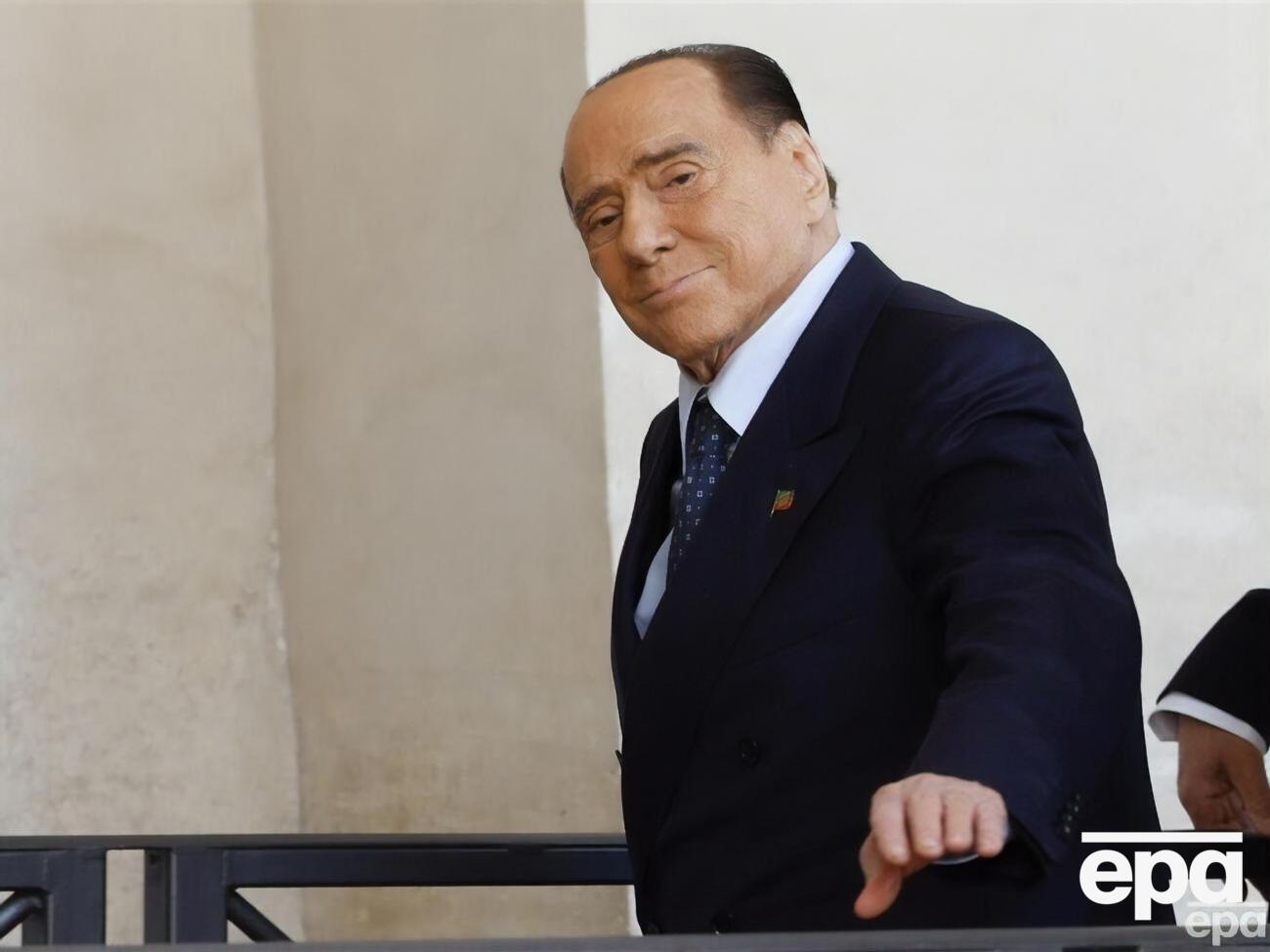 5 апреля 86-летний Берлускони попал в реанимацию одной из больниц Милана