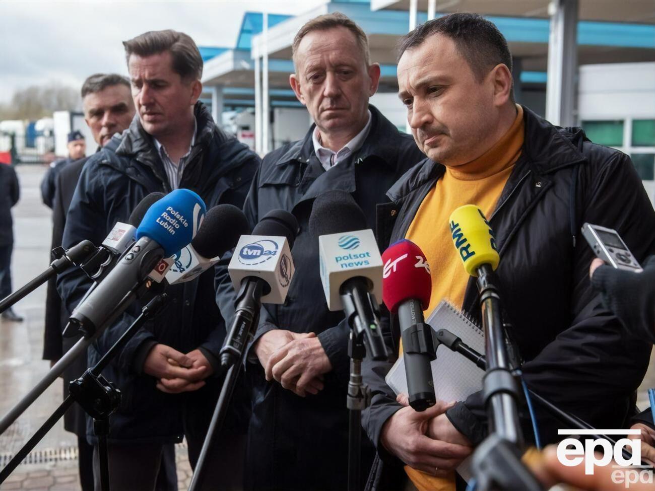 Украина&nbsp;приостанавливает&nbsp;экспорт в Польшу четырех культур, сообщил Сольский