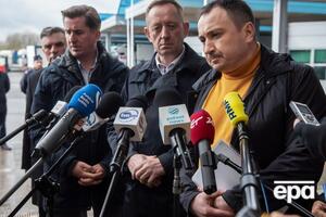 Україна зупиняє експорт у Польщу чотирьох культур, повідомив Сольський