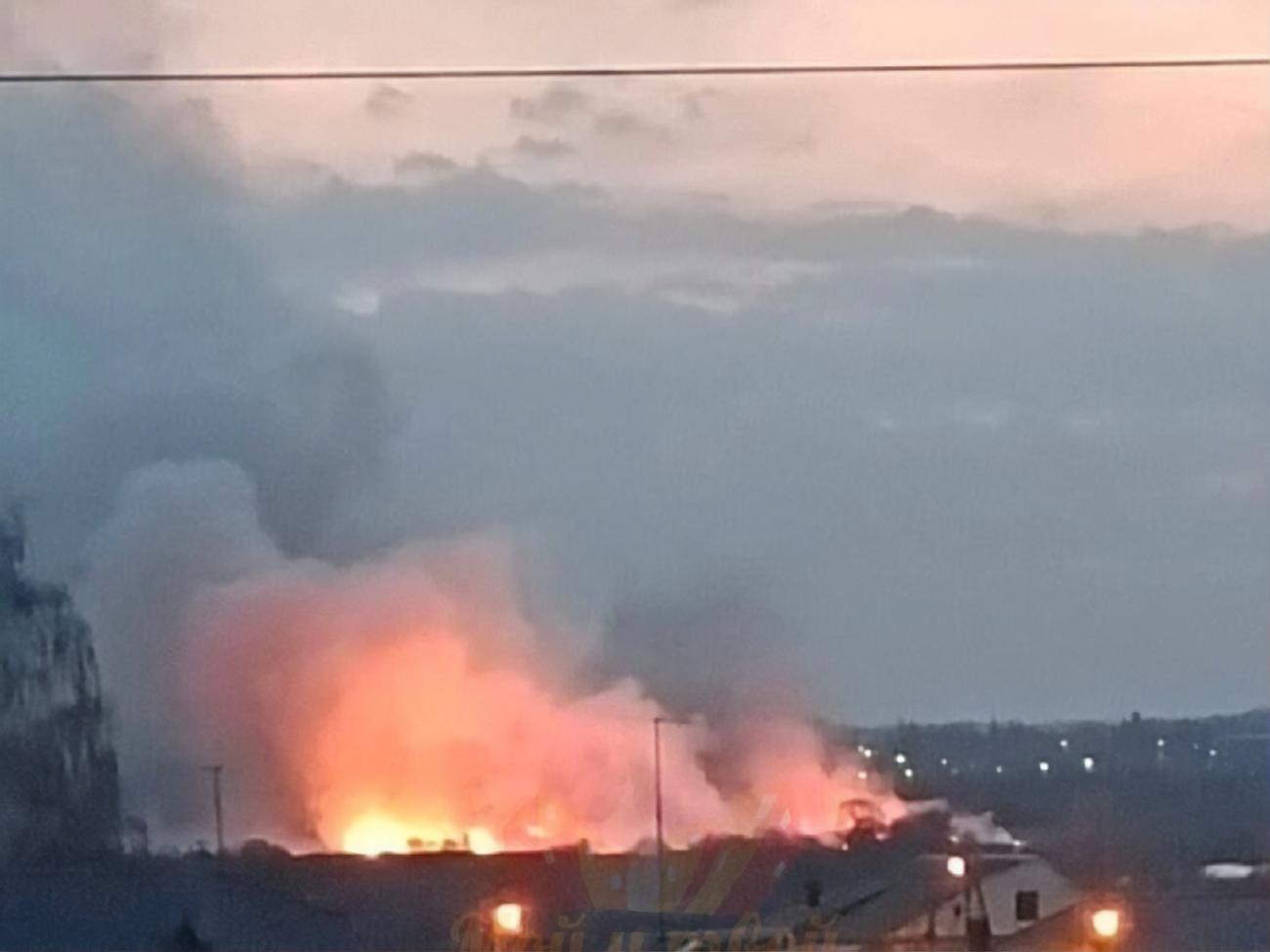 В Воронеже&nbsp;&ndash; взрыв и пожар