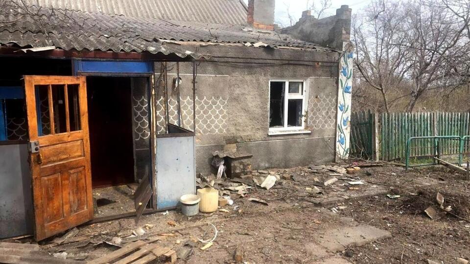 За сутки противник совершил более 40 обстрелов из реактивных систем залпового огня