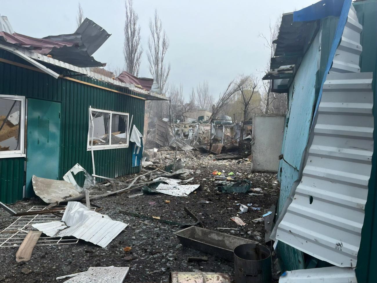Оккупанты регулярно обстреливают населенные пункты Донецкой области