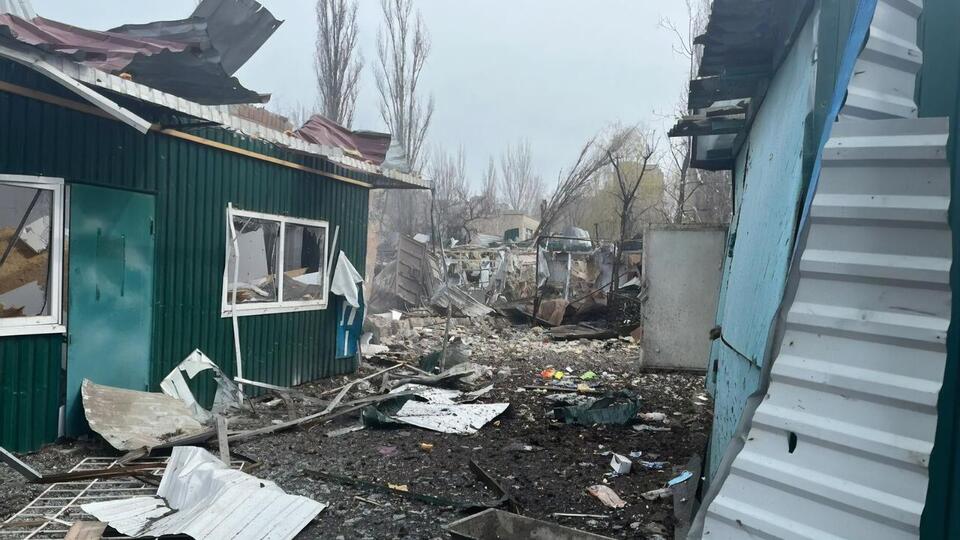 Оккупанты регулярно обстреливают населенные пункты Донецкой области