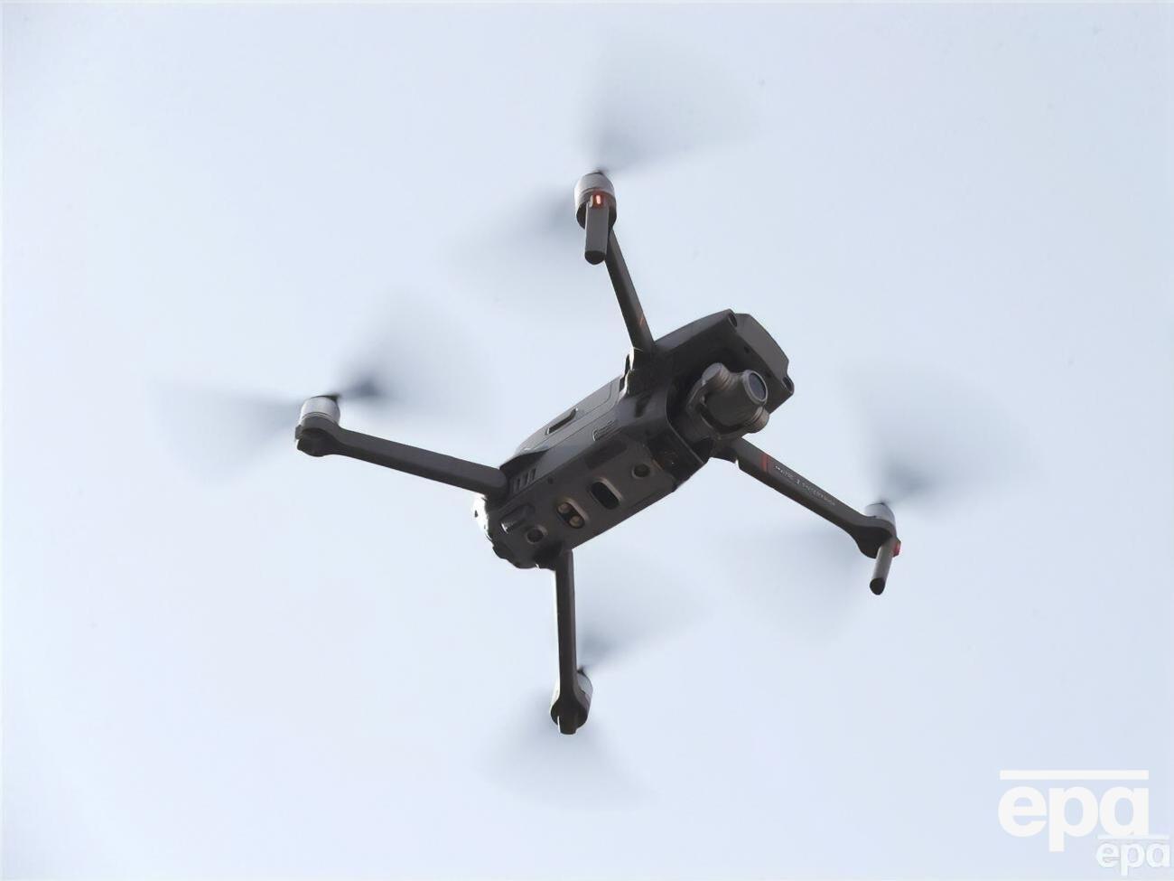 В процессе игры можно перевести деньги на "Армию дронов"