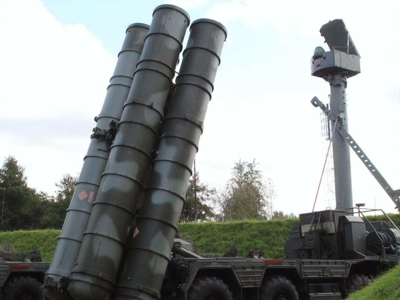 Російський ЗРК С-300, як стверджують ЗМІ, могли знищити у Криму ракетним ударом