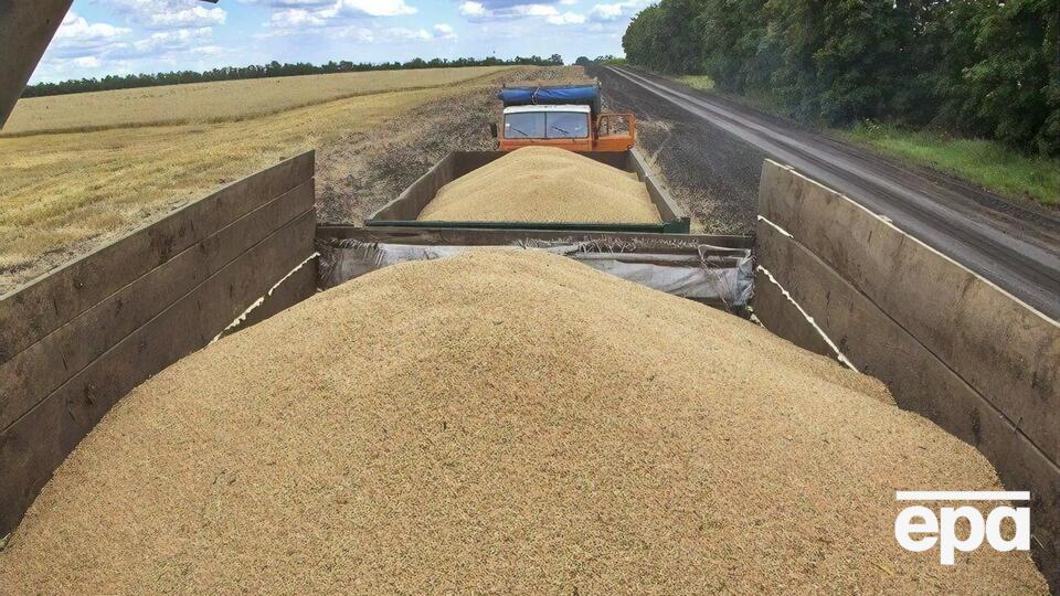 В Венгрии заявили, что необходимо защитить фермеров от наплыва украинской агропродукции