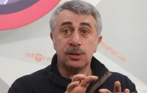 Комаровский убежден, что Украине требуются гарантии, исключающие повторение российской агрессии в будущем. Иначе это будет не победа, а передышка