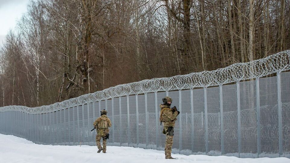 Латвія зміцнює кордон із Білоруссю огорожею