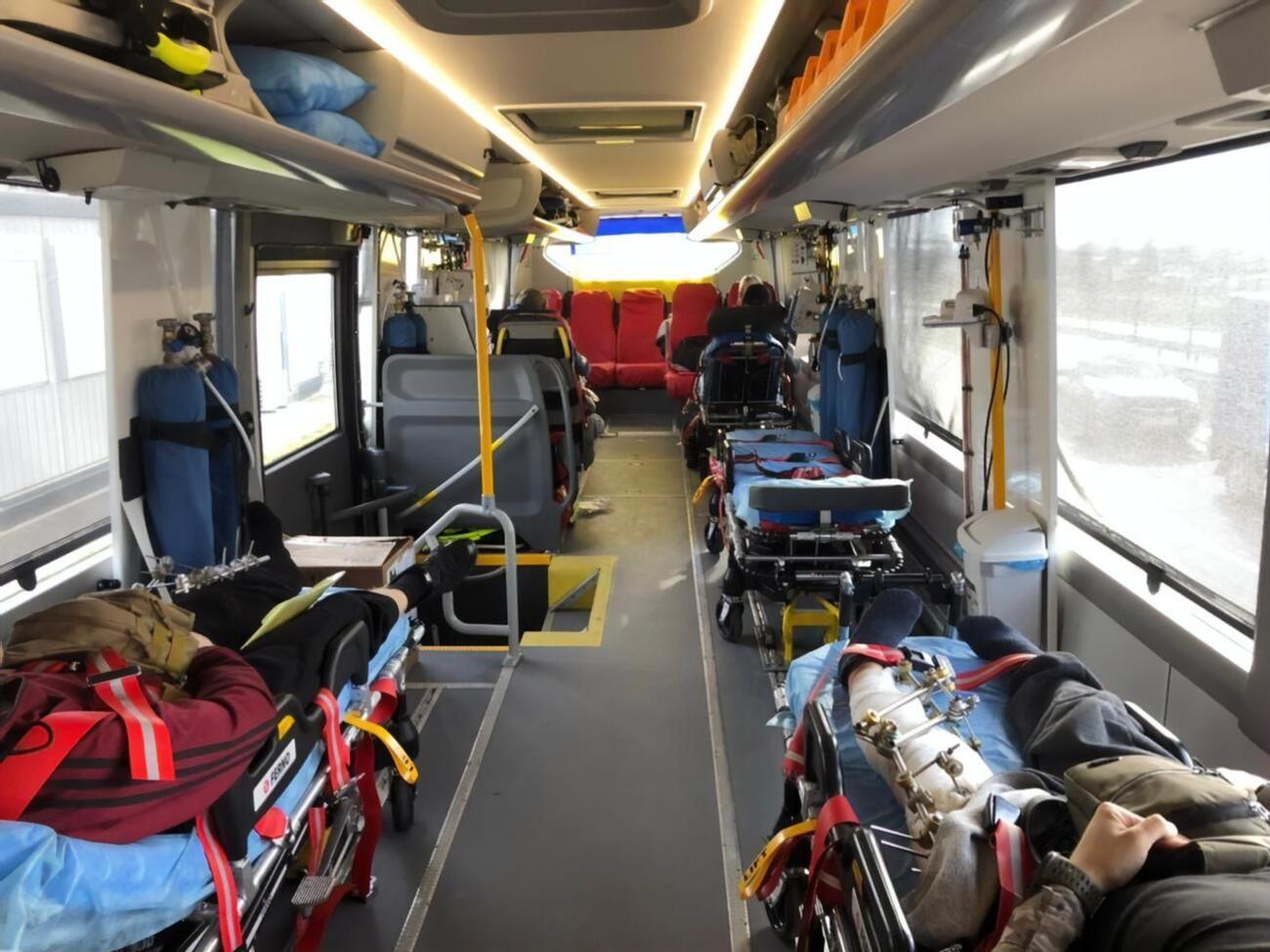 Эвакуировано в клиники за границу более 2900 украинцев, отметили в Минздраве