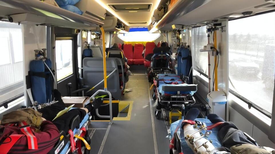 Эвакуировано в клиники за границу более 2900 украинцев, отметили в Минздраве