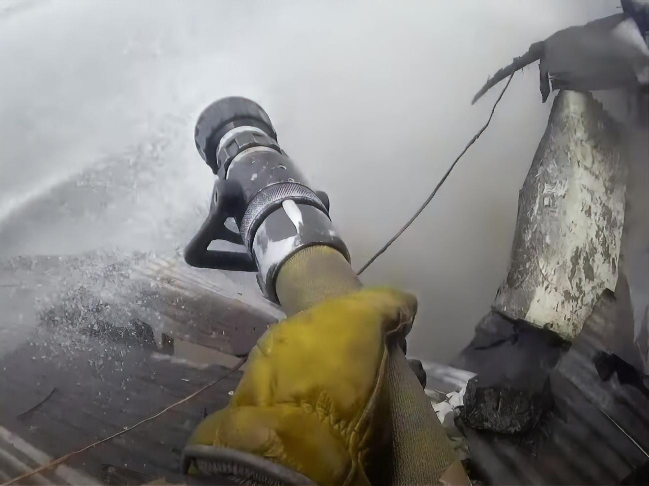 Пожар локализовали за час