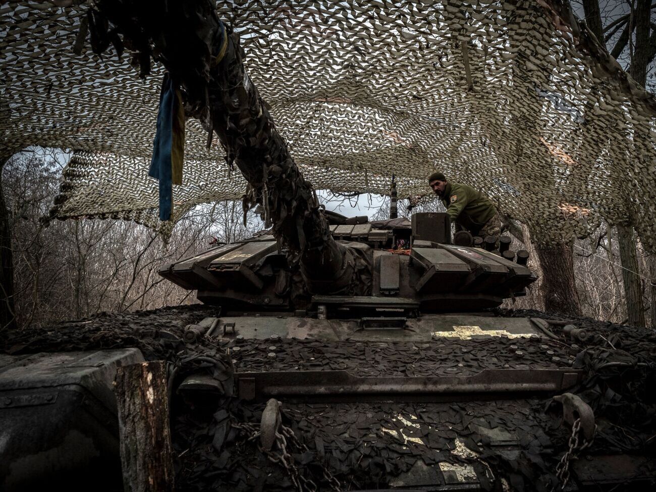 Підрозділи ракетних військ і артилерії ЗСУ уразили логістичний центр російських окупантів
