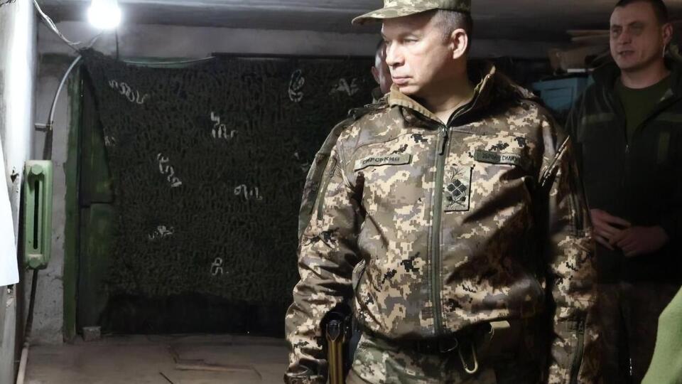 Ситуация в Бахмуте "довольно сложная", подчеркнул Сырский