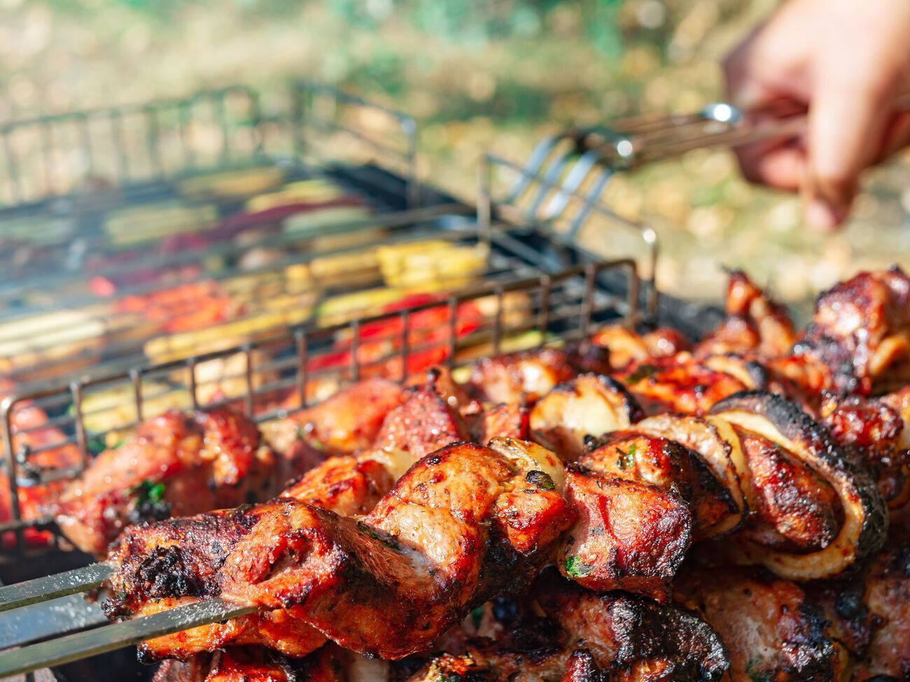 При обжаривании алкоголь из пива улетучится, а насыщенный вкус солода и ржаного хлеба останется.&nbsp;